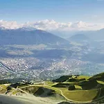 Super With Free Parking Apartament