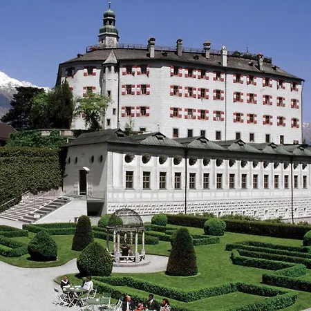 Super With Free Parking Lejlighed *